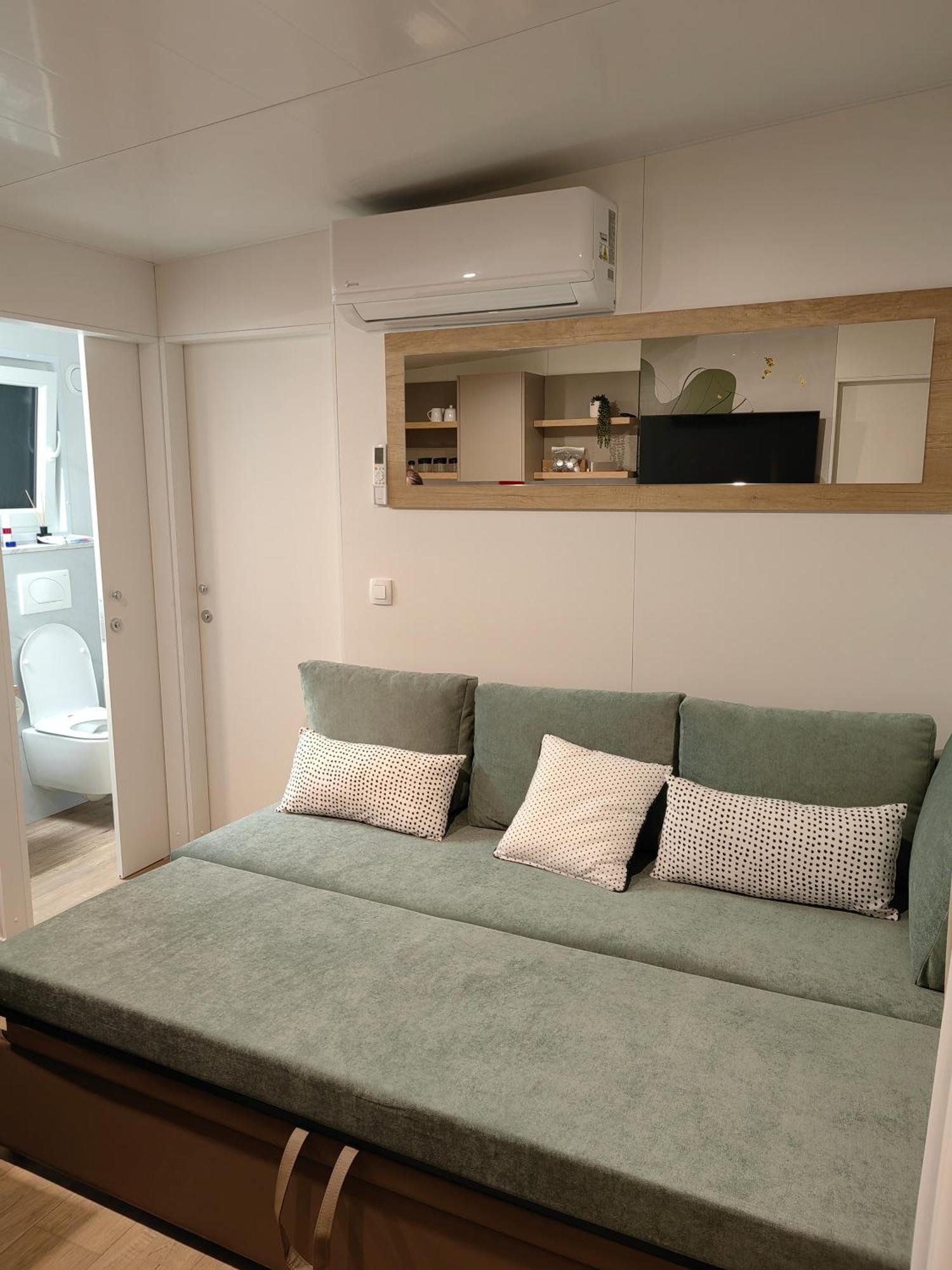 Mobile Home Tonka 비오그라드나모루 외부 사진